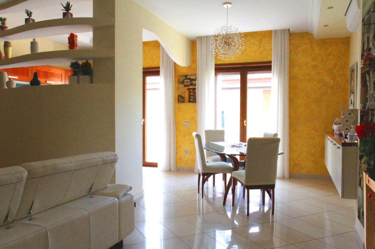 Casa Vacanza Supernova Salerno Exteriör bild