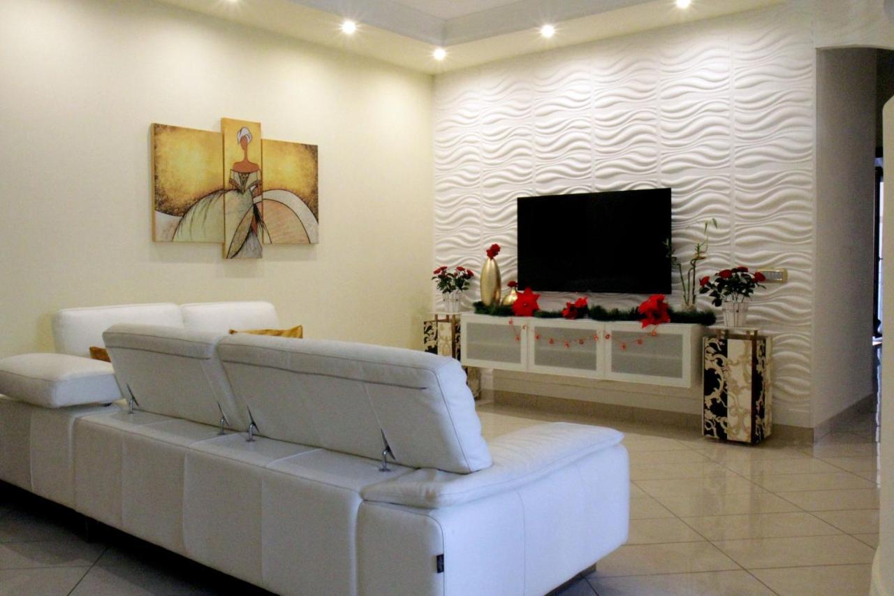 Casa Vacanza Supernova Salerno Exteriör bild