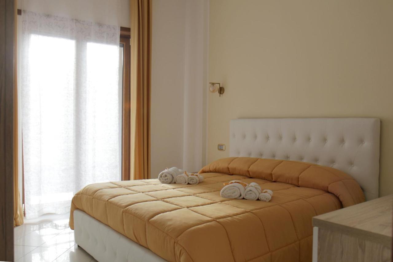 Casa Vacanza Supernova Salerno Exteriör bild